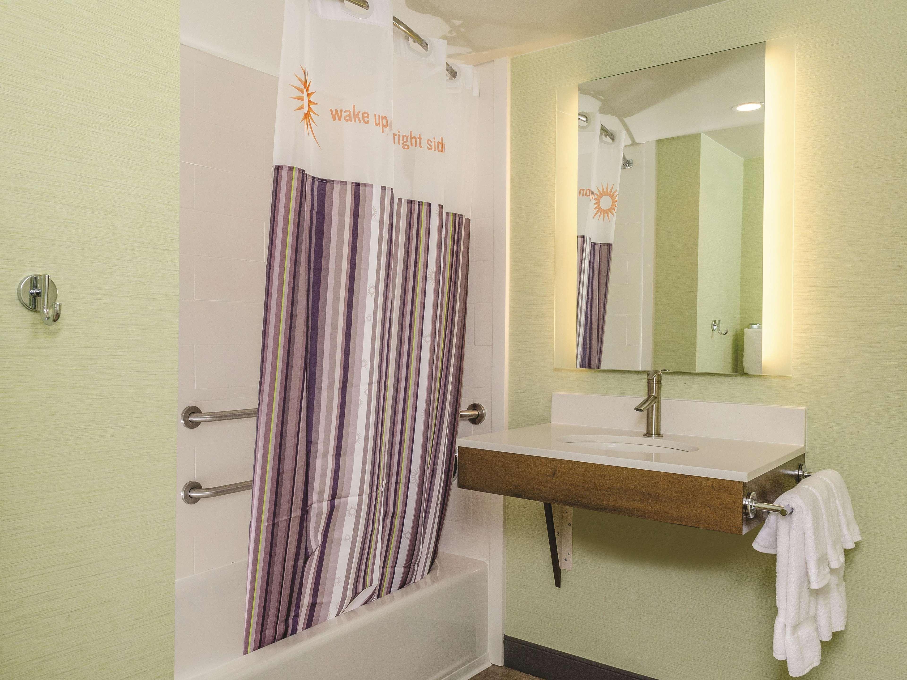 La Quinta By Wyndham San Francisco Airport North - Free Airport Shuttle Hotell South San Francisco Exteriör bild