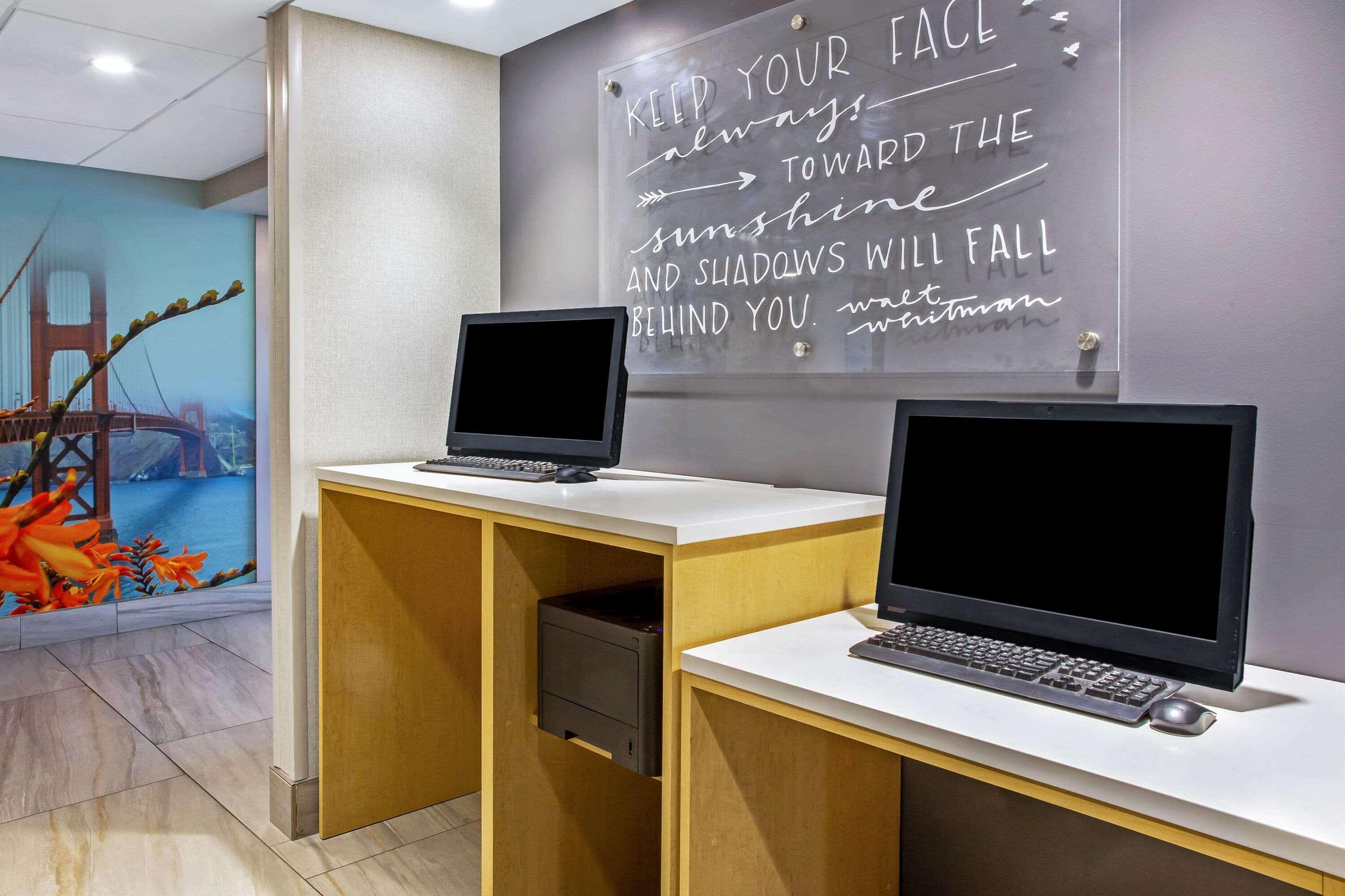 La Quinta By Wyndham San Francisco Airport North - Free Airport Shuttle Hotell South San Francisco Exteriör bild